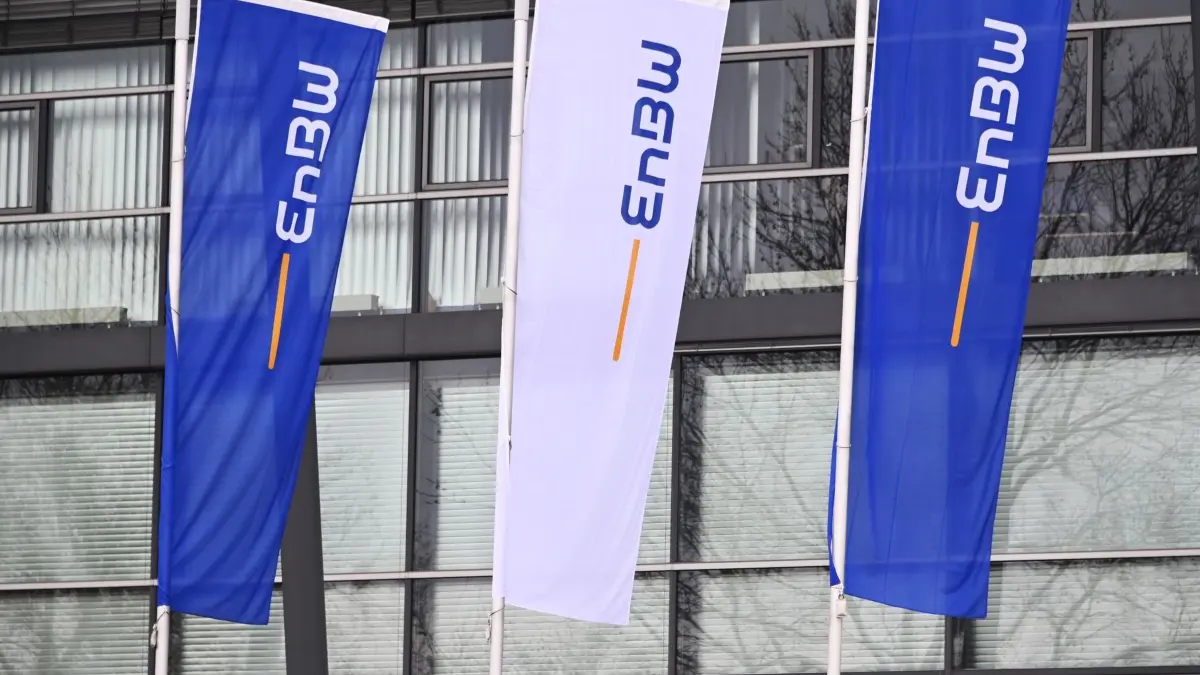 Wegen gestiegener Marktpreise und Schwankungen konnte der Energiekonzern EnBW die erzeugten Strommengen zu guten Konditionen verkaufen.