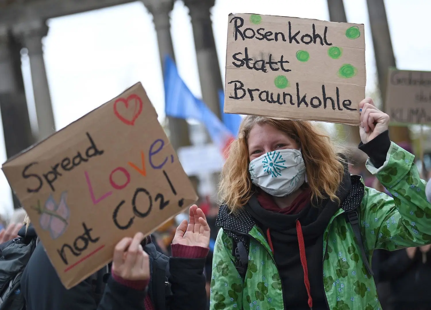 Teilnehmer beim globalen Klimastreik der Klimaschutzbewegung  Fridays for Future in Potsdam.