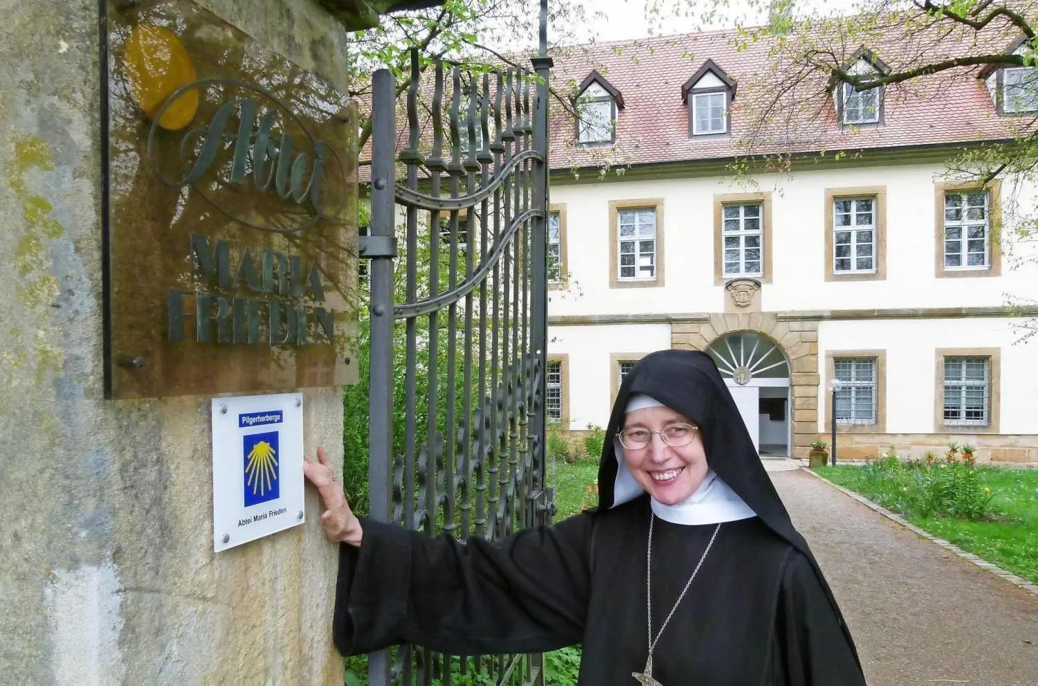 Mechthild Thürmer, die Oberin Abtei Maria Frieden in Kirchschletten bei Bamberg.⇥