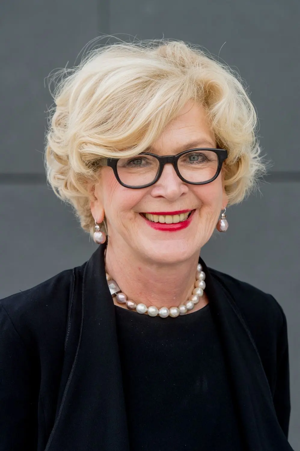 Die ehemalige Präsidentin der Bundesarchitektenkammer Barbara Ettinger-Brinckmann kennt die Probleme beim Bau des BER genau.