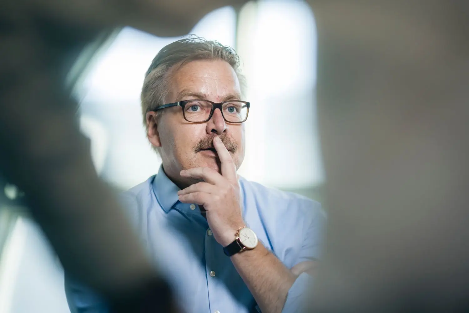 Es ist vorstellbar, dass Trump seine bewaffneten Anhänger am Wahltag dazu aufruft, vor Wahllokalen aufzulaufen, sagt Politikwissenschaftler Markus Kaim.