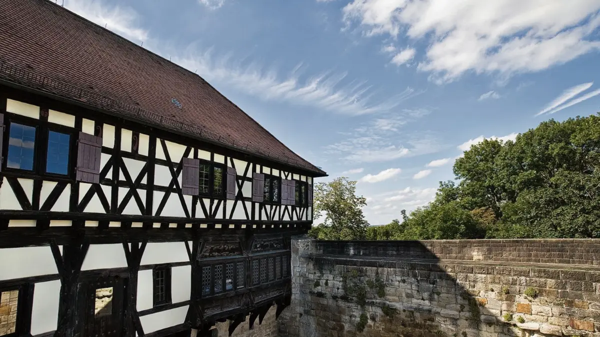 Die Burg Wäscherschloss. ⇥