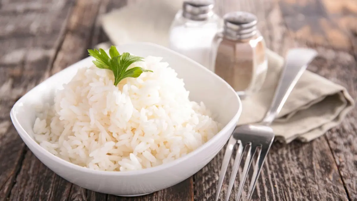 So lecker ein Reisgericht auch sein kann – mehrere Produkte von Lidl sollten nicht verzehrt werden.
Reis Bowl, bowl of rice.Download 10.11.21 für Wirtschaft online, Strang.... Foto: © ...Fotograf/adobe.stock.com