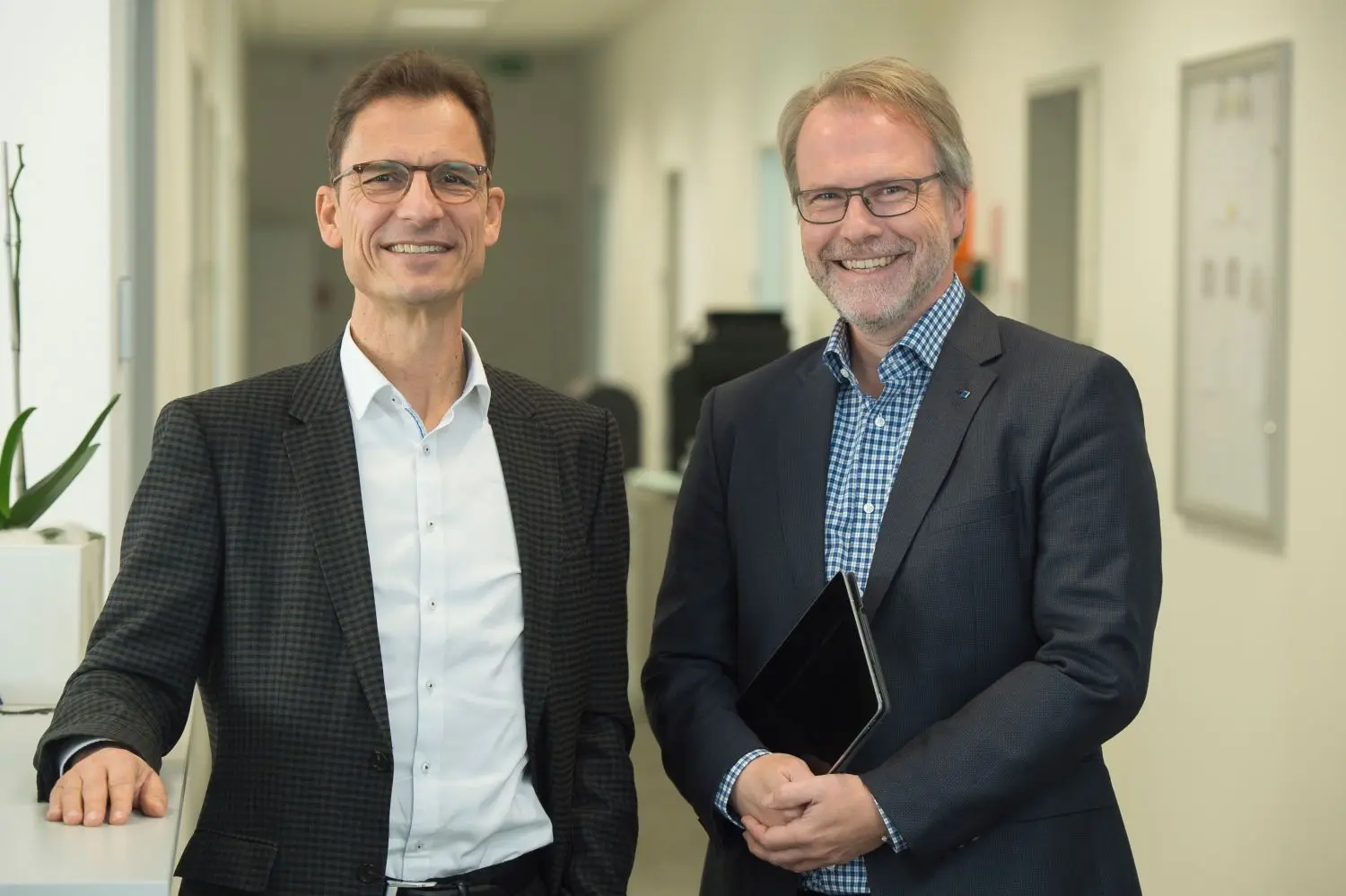 Die Geschäftsführer Joseph Pankert (links) und Lutz Aschke.