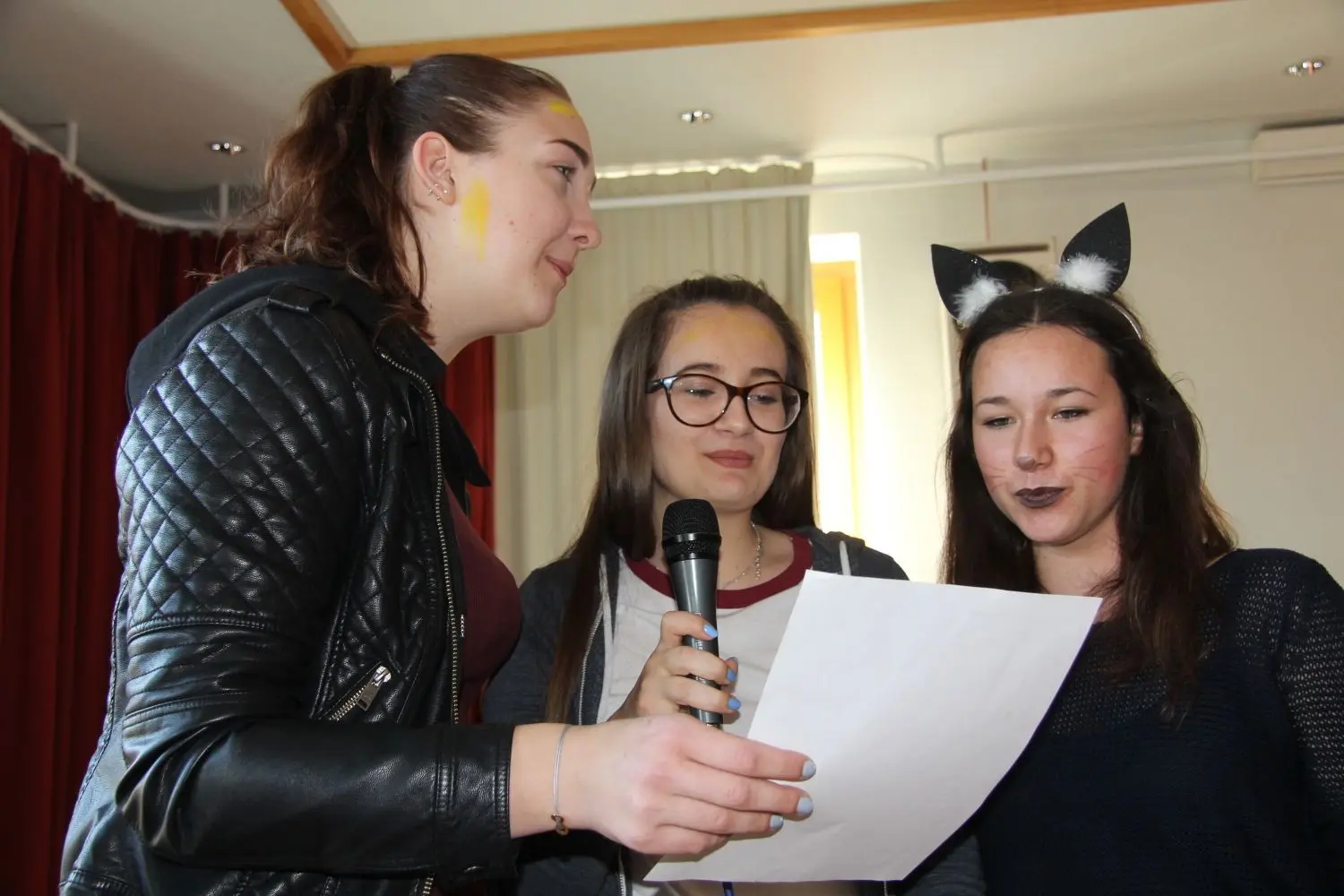 ... und ein singendes Trio in der Gemeinschaftsschule.