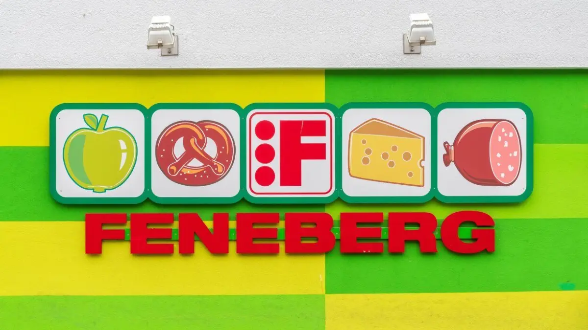 Die neue Filiale liegt im Neubaugebiet Im Stadtpark, das sich in Wullenstetten entlang der Langen Straße erstreckt (Symbolfoto).
Fenneberg/Filiale der Firma Fenneberg in Kempten.Download am 16.11.2022 .für Region. Foto: © Wolfilser /adobe.stock.com