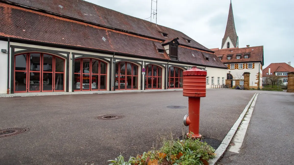 Die Stadt Donzdorf wird in den kommenden Jahren eine höhere Summe in den Bau eines neuen Feuerwehrmagazins stecken. Der Standort am Schloss wird vermutlich aufgegeben. ⇥