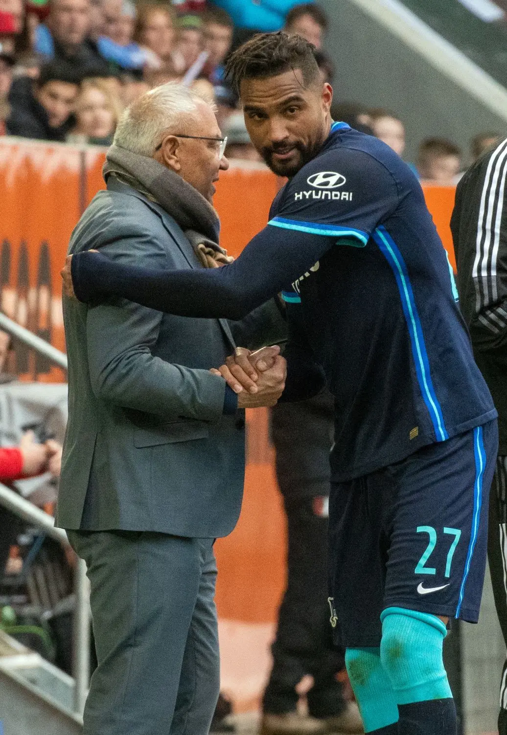 Felix Magath mit Kevin-Prince Boateng in Augsburg: Jetzt kommt der VfB.
