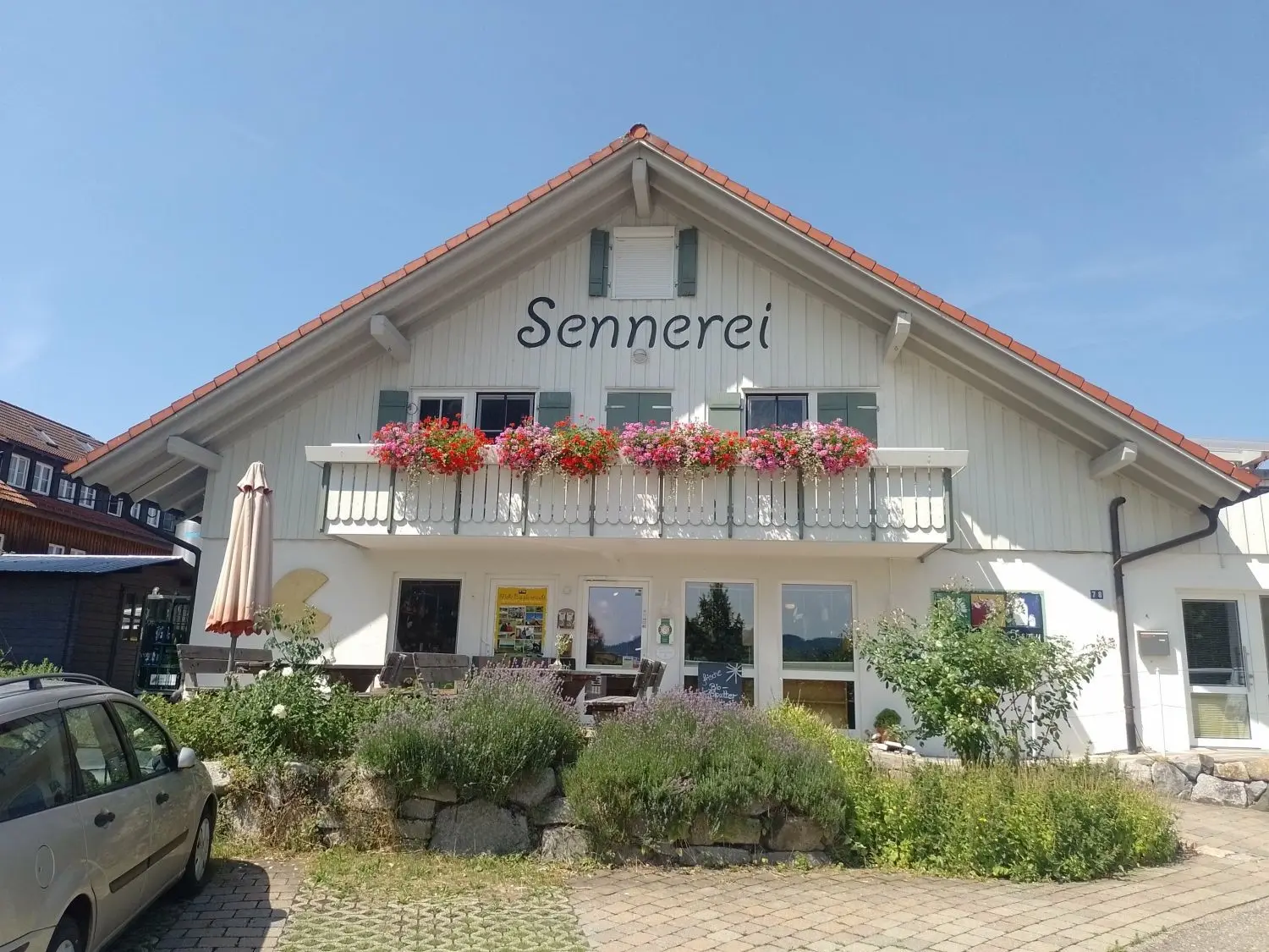Die Käsküche, idyllisch auf einer Anhöhe am Ortsrand von Isny gelegen, gibt es schon seit mehr 25 Jahren.