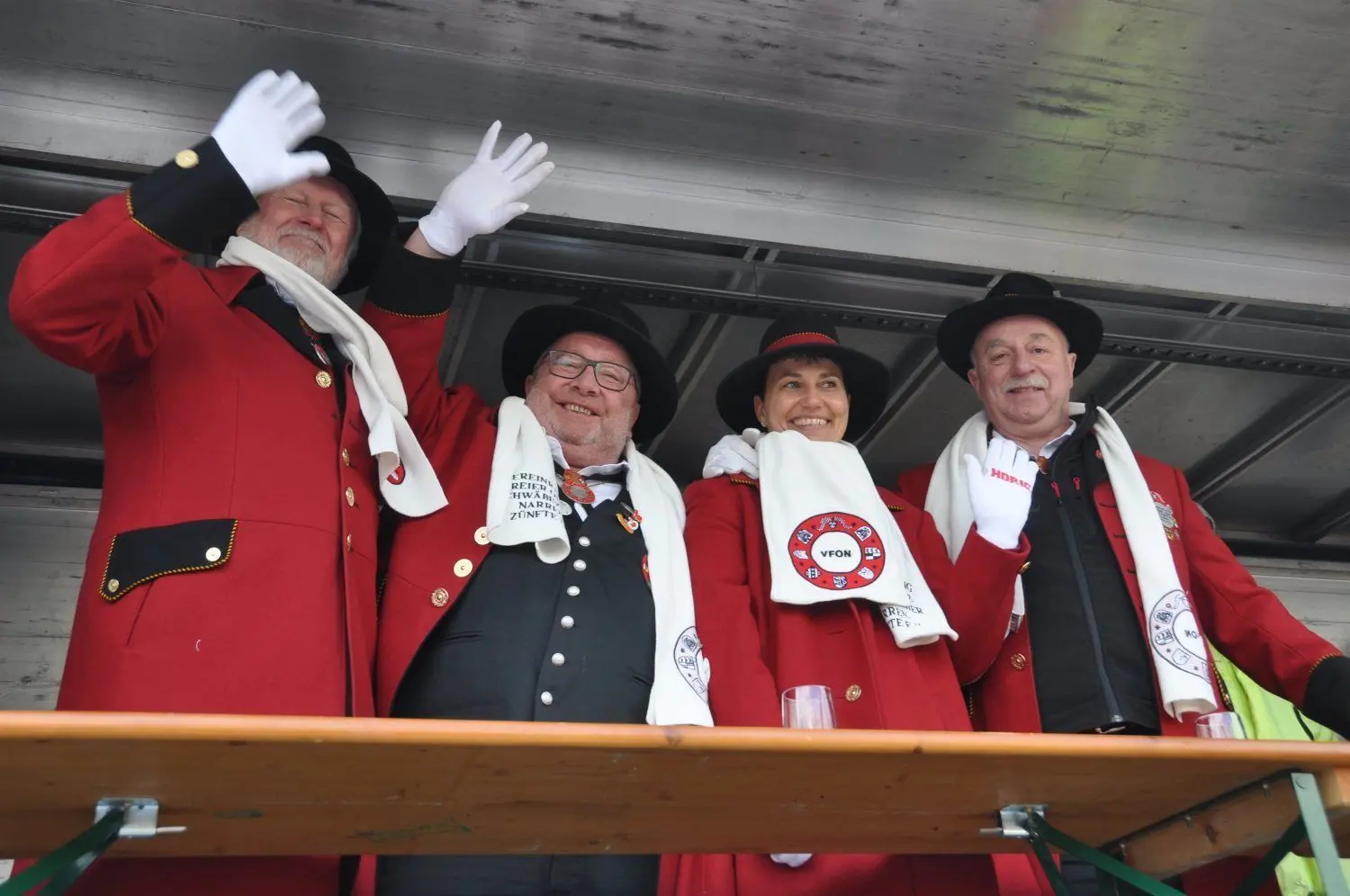 Narrenrat von links nach rechts: Uwe Seiferth (Pressereferent), Präsident Reinhard Siegle, Jugendreferentin Nadine Wassmer und Brauchtumsmeister Elmar Herter. ⇥