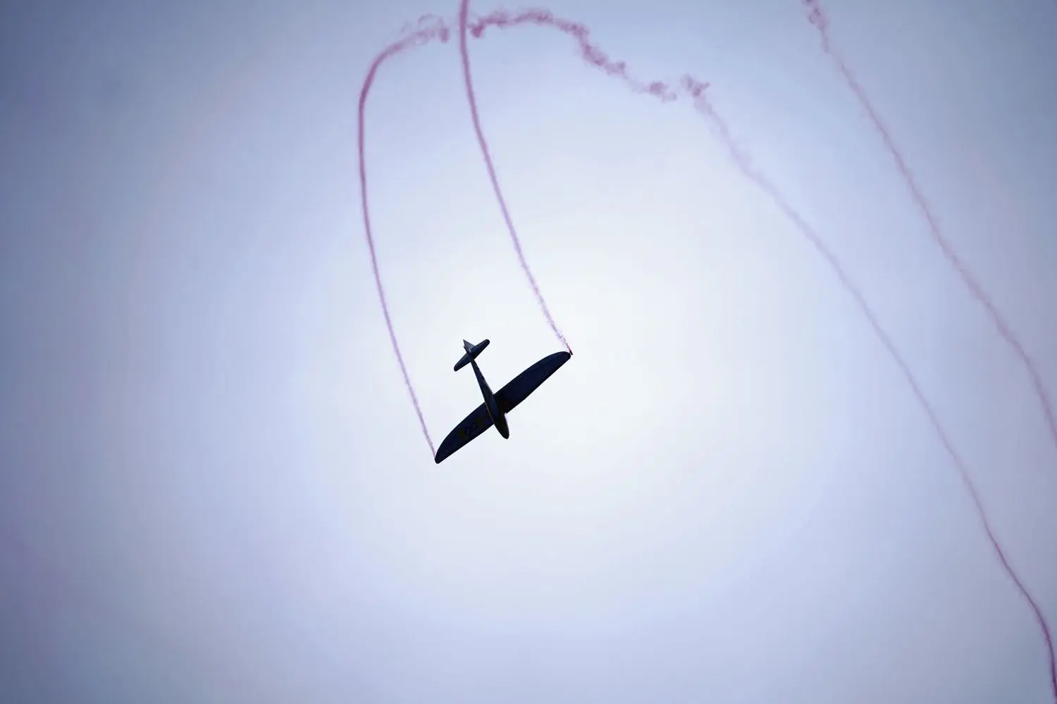 Die Flugshow beim Flugplatzfest in Erbach.
