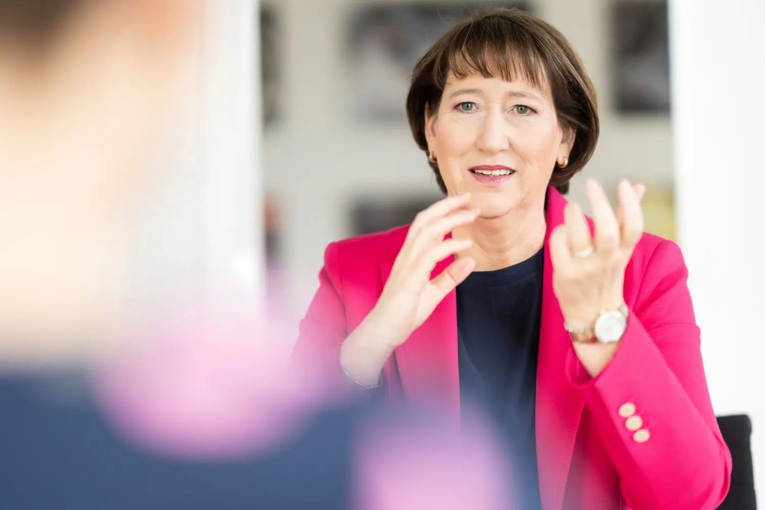 „Es ist Aufgabe des Staates, eine Ladeinfrastuktur für alle zu schaffen“, sagt Hildegard Müller, Präsidentin des Verbands der Automobilindustrie (VDA).
