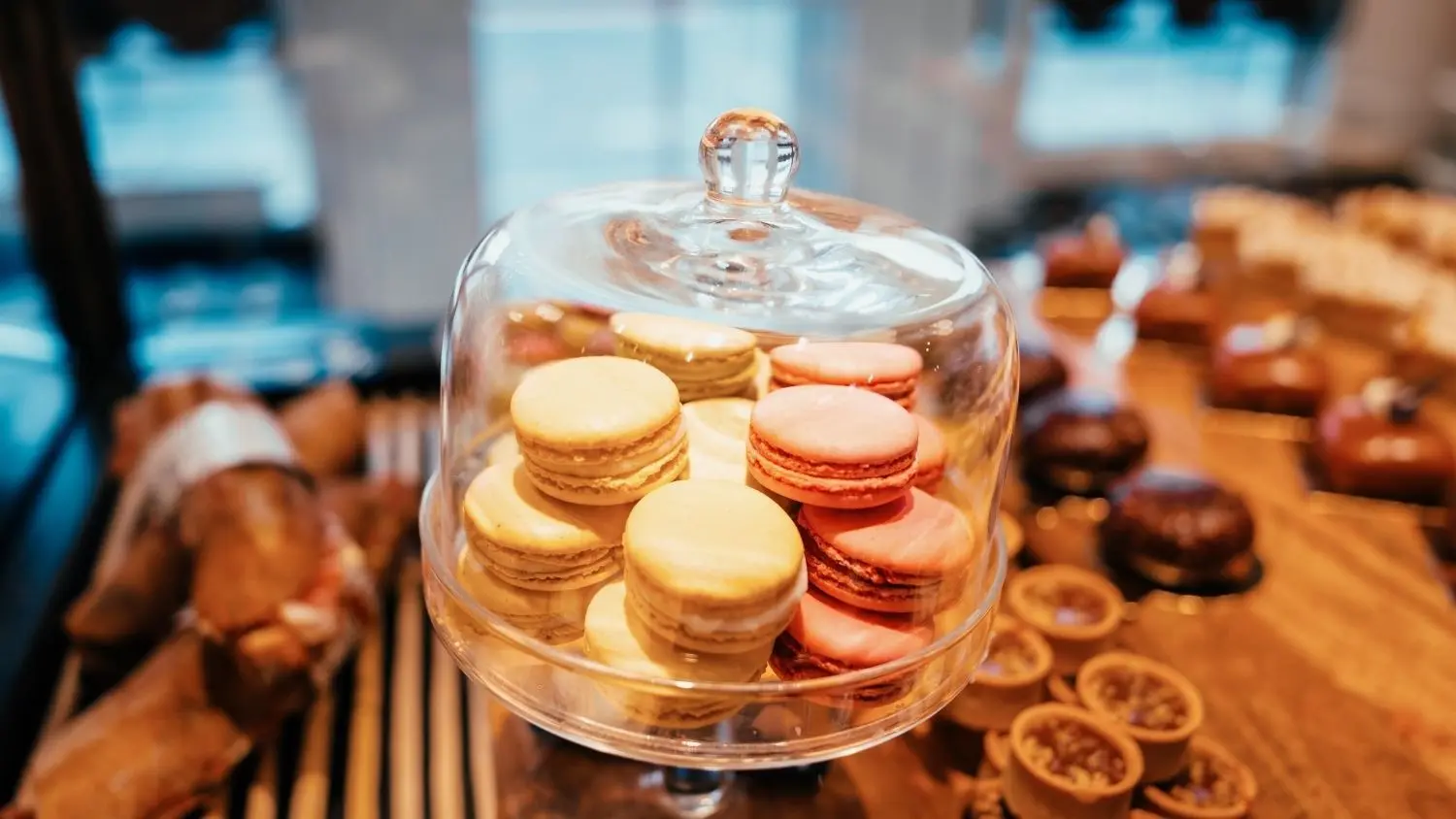 Bunt, süß, köstlich: Die Macarons werden bei „Süss & Salzig“ so wie alle Produkte selbst hergestellt.