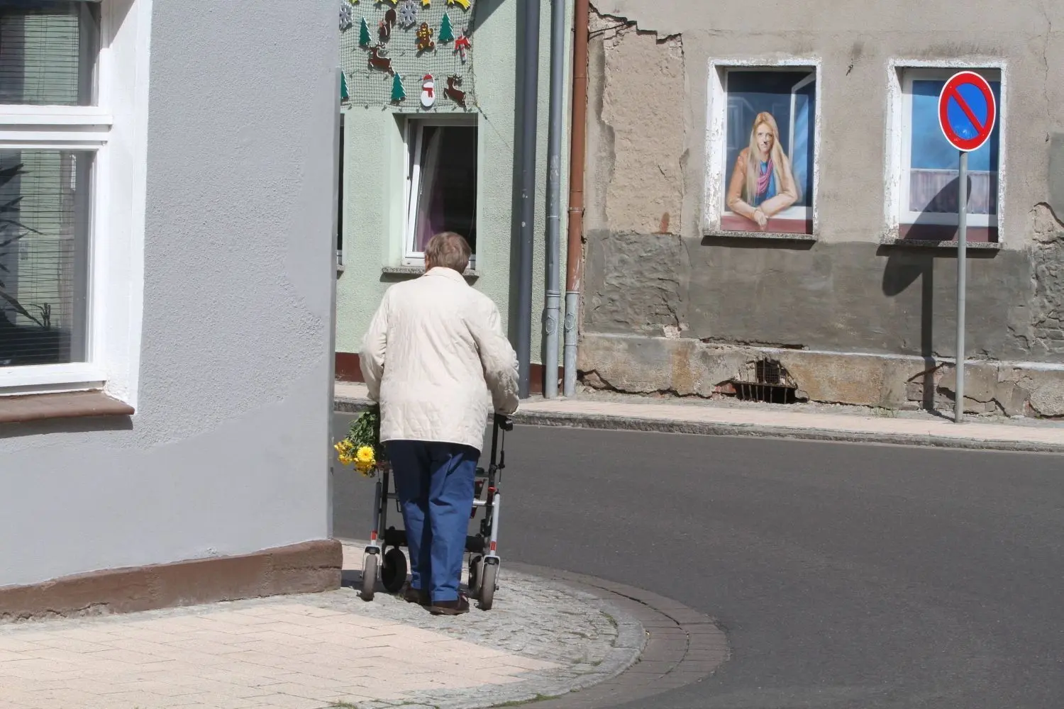 Junge Menschen gibt es oft nur noch als Gemälde: Fast ein Viertel der Ostdeutschen hat seine Heimat seit 1990 verlassen.