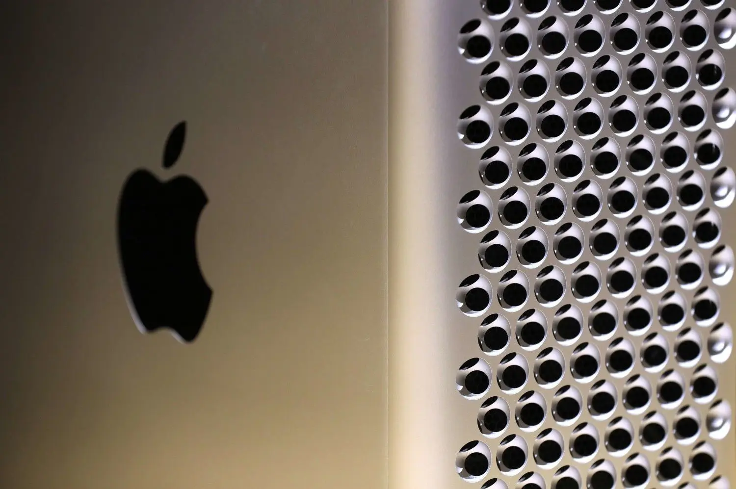 Teures Ungetüm: Der neue Mac Pro von Apple.