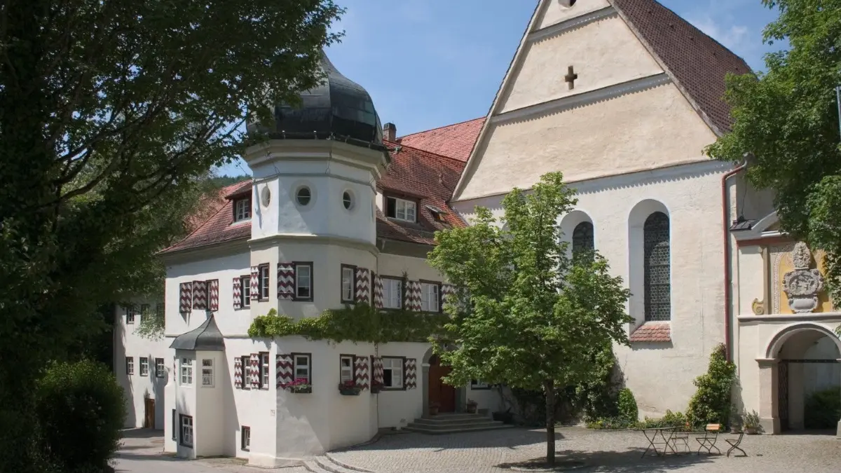 An der Urspringschule bei Schelklingen wird ein Aufbaugymnasium eingerichtet.
Urspringschule, Tag der offenen Tür am 25.02. Ankündigung