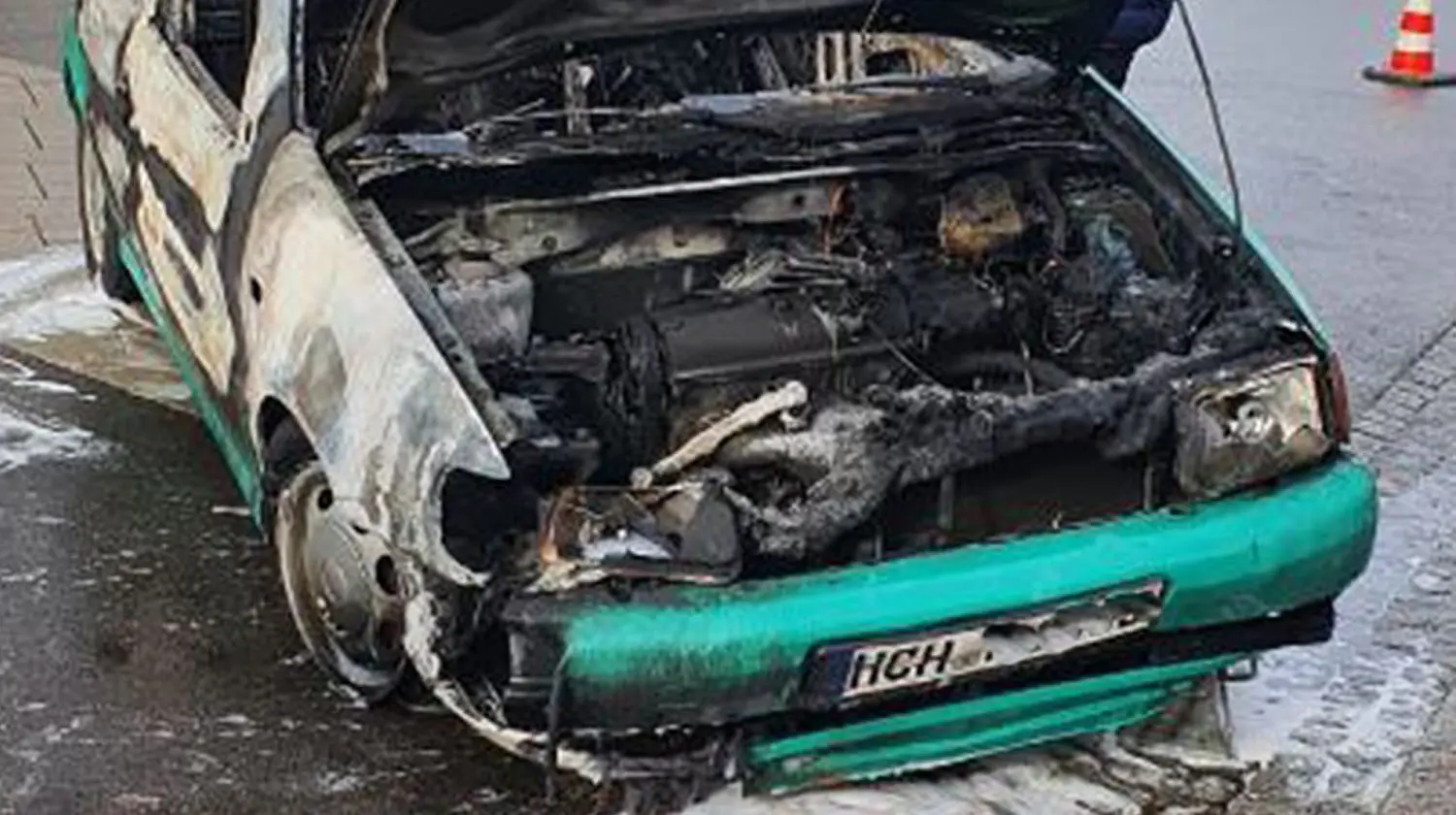 Komplett ausgebrannt: der VW Polo.