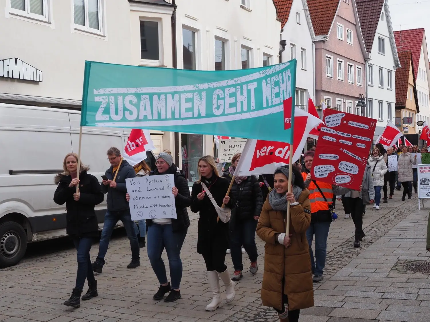 Warnstreik an der Ehinger Klinik: Bei den Beschäftigten war viel Frust zu spüren.