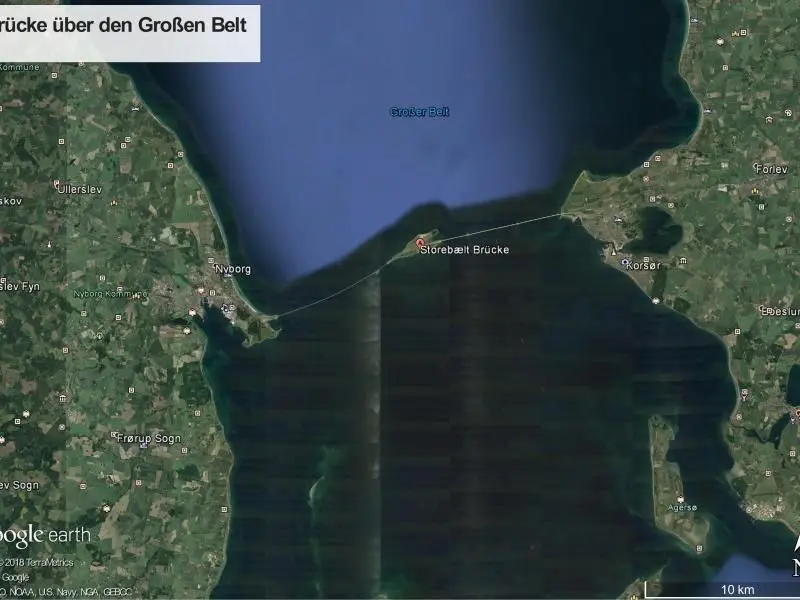 Die Brücke über den Großen Belt (Storebælt) in Dänemark. Bei einem Zugunglück auf der Brücke sind am Mittwochmorgen sechs Menschen ums Leben gekommen. Foto: Google/dpa