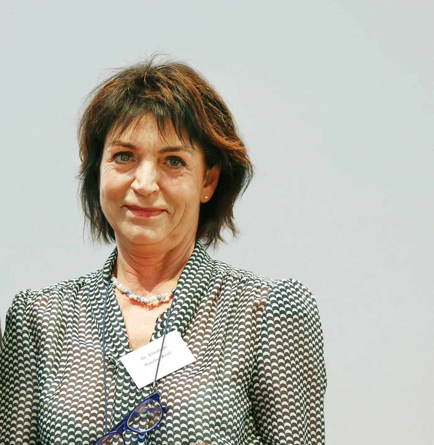 Ärztin Elisabeth Körber-Kröll rät vom Konsum ab und erklärt die Folgen von scharfem Essen.