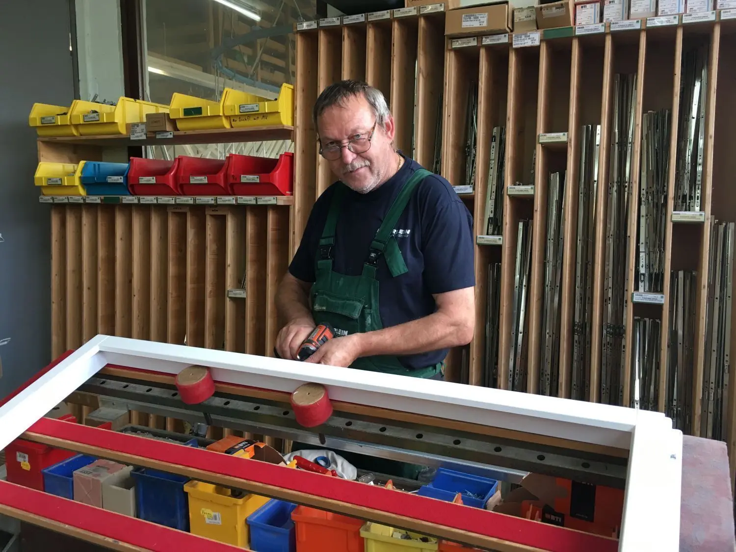 Reiner Eutinger ist stolze 48 Jahre Mitarbeiter bei Baierlein.