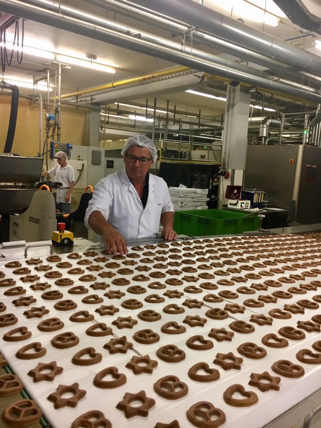 Lebkuchen Weiss: Süße Sünde: Hinter den Kulissen der Lebkuchenfabrik in