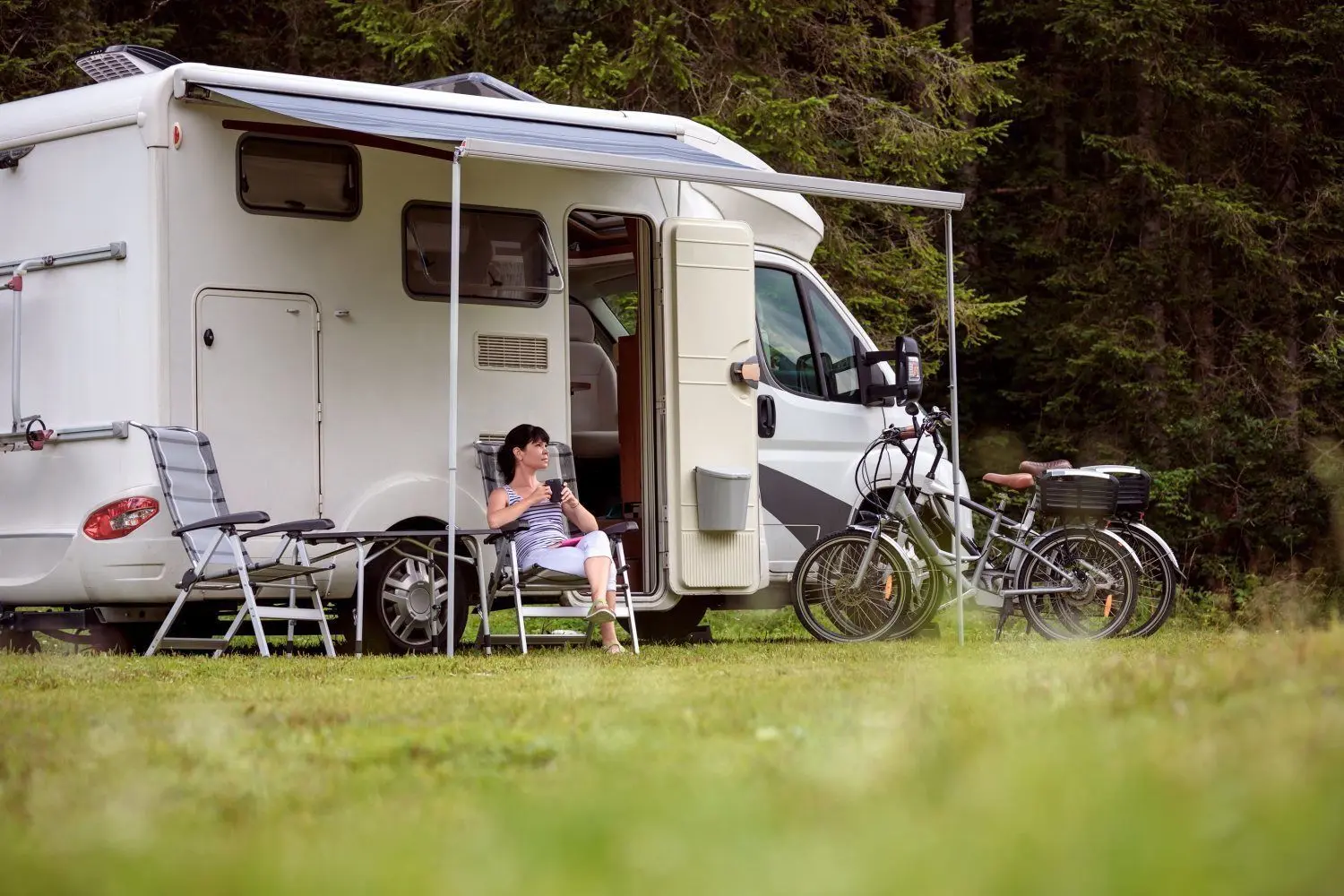 Wer gerne mit Wohnmobil samt Fahrrad in den Urlaub fährt, findet in der Region Ziele.