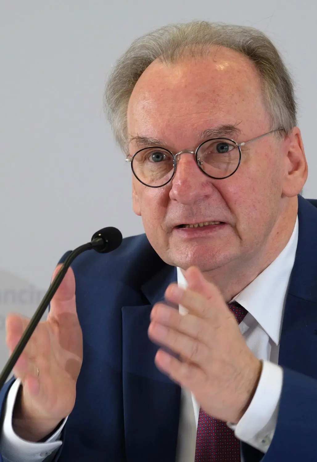 Im Glück: Ministerpräsident Reiner Haseloff. 