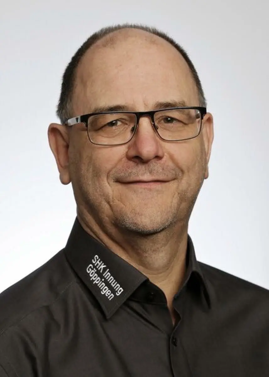 Volker Breusch ist erreichbar unter der Nummer: (07161) 204-279.