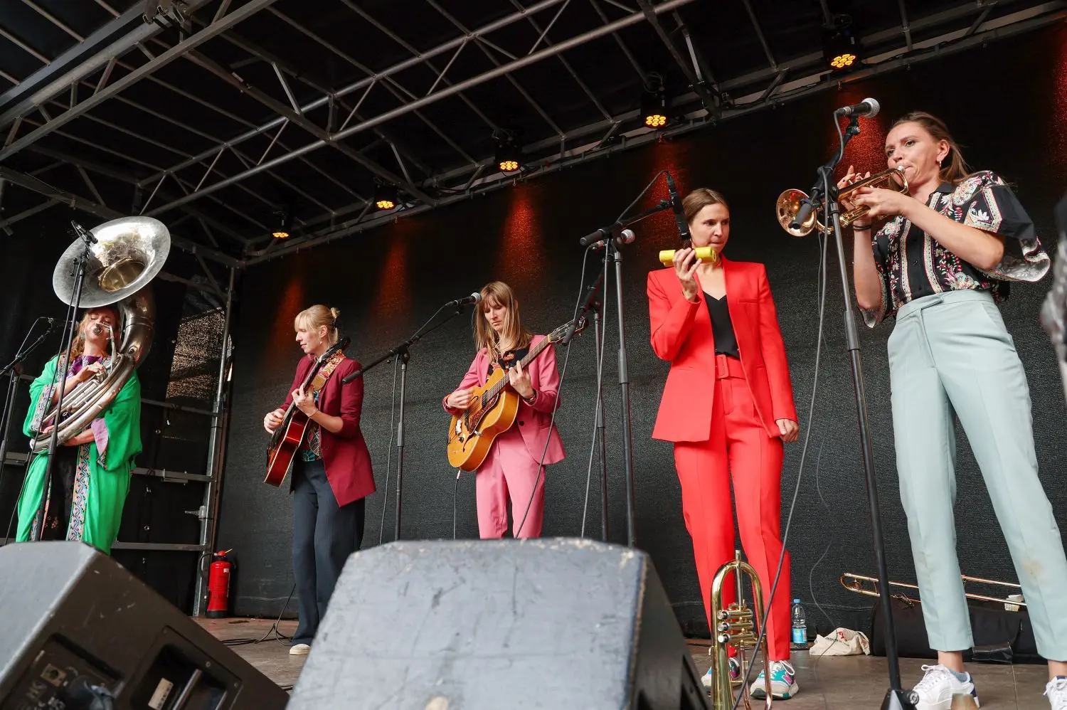 Kuwo 2023 in Crailsheim: Wo Straßentheater, Musik und Magie alle Sinne ...