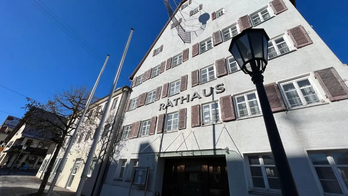 Rathaus Schömberg, Zollernalbkreis⇥
Rathaus Schömberg, Zollernalbkreis