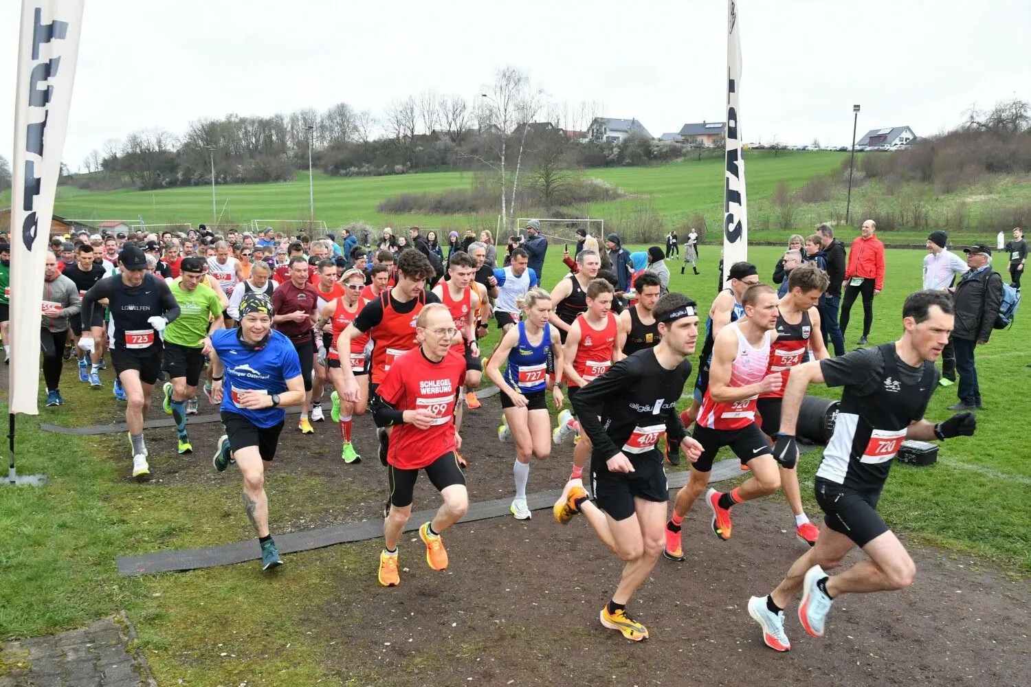 Der 10m-Straßenlauf war mit rund 250 Teilnehmern am besten frequentiert.