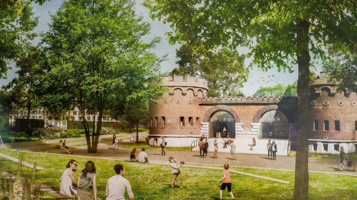 Ein kleiner Park ist am bis dahin untertunnelten Blaubeurer Tor angedacht.
Blaubeurer Tor mit Bäumen
