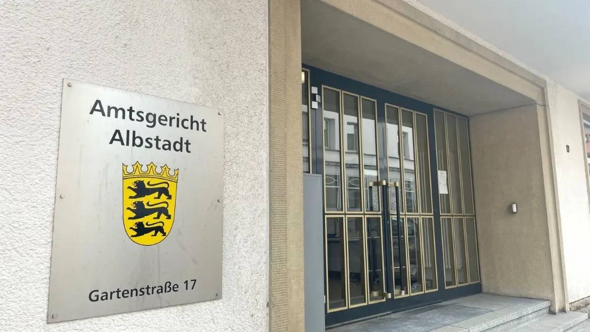 Das Gebäude des Amtsgerichts in Albstadt-Ebingen.⇥
Das Gebäude des Amtsgerichts in Albstadt-Ebingen.
