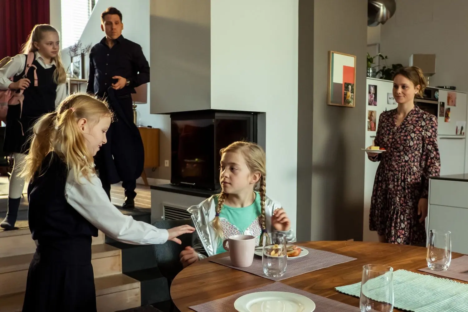 Am 25.09.2023 läuft im ZDF „Das bleibt unter uns“ als „Fernsehfilm der Woche“.