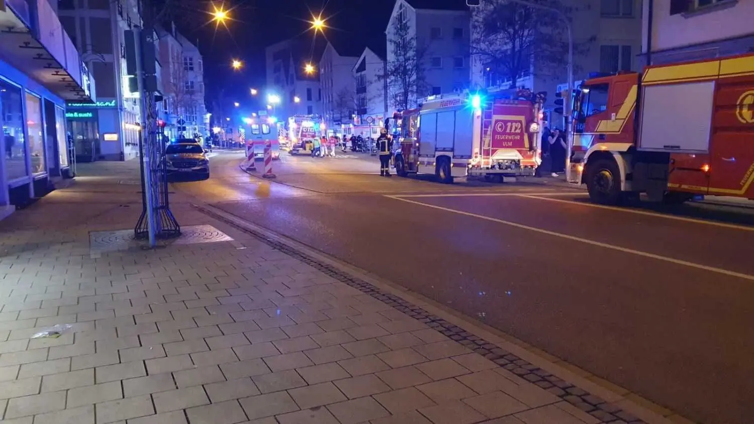 Die Frauenstraße wurde während des Einsatzes wegen eines Brandes im Hotel Schwarzer Adler gesperrt.