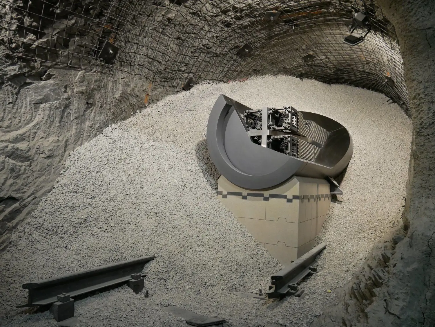 Modell der Schweizer Endlagerung von Atommüll im Tiefenlabor Mont Terri.