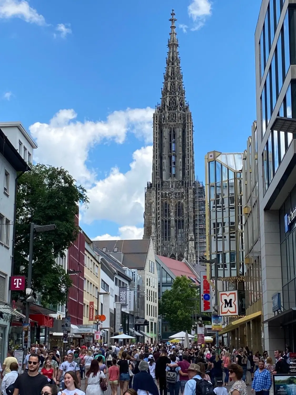 Viel los rund um die Sedelhöfe und der Innenstadt in Ulm.