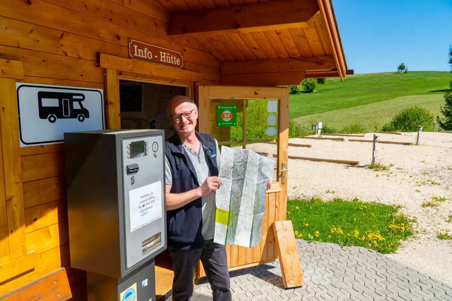 Richard Schmid betreibt einen Wohnmobilstellplatz.⇥