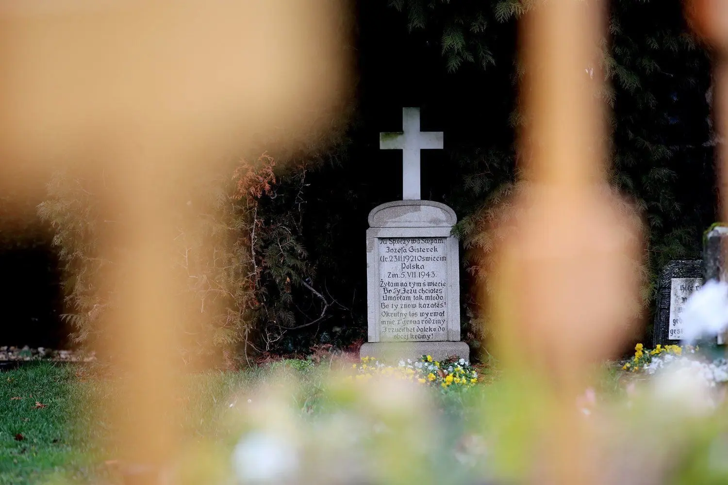 Das Grab der Zwangsarbeiterin Josefa Gisterek auf dem Metzinger Friedhof.