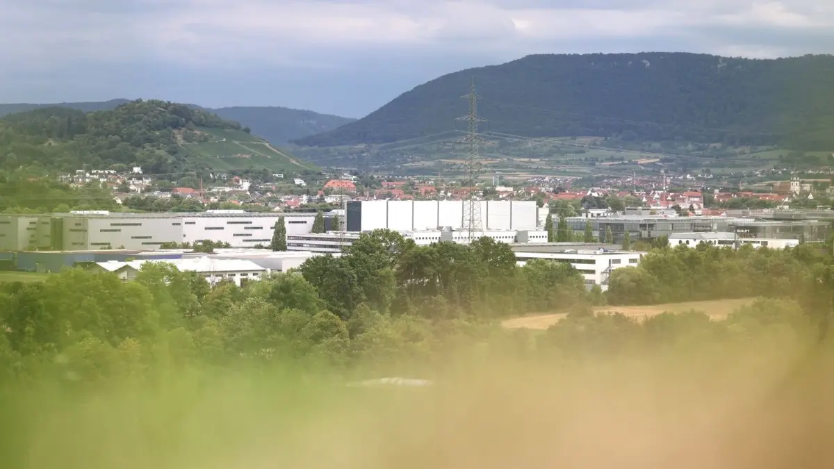 Die Metzinger Unternehmen werden künftig wohl mehr Gewerbesteuer zahlen müssen.⇥
Gewerbegebiet Längenfeld