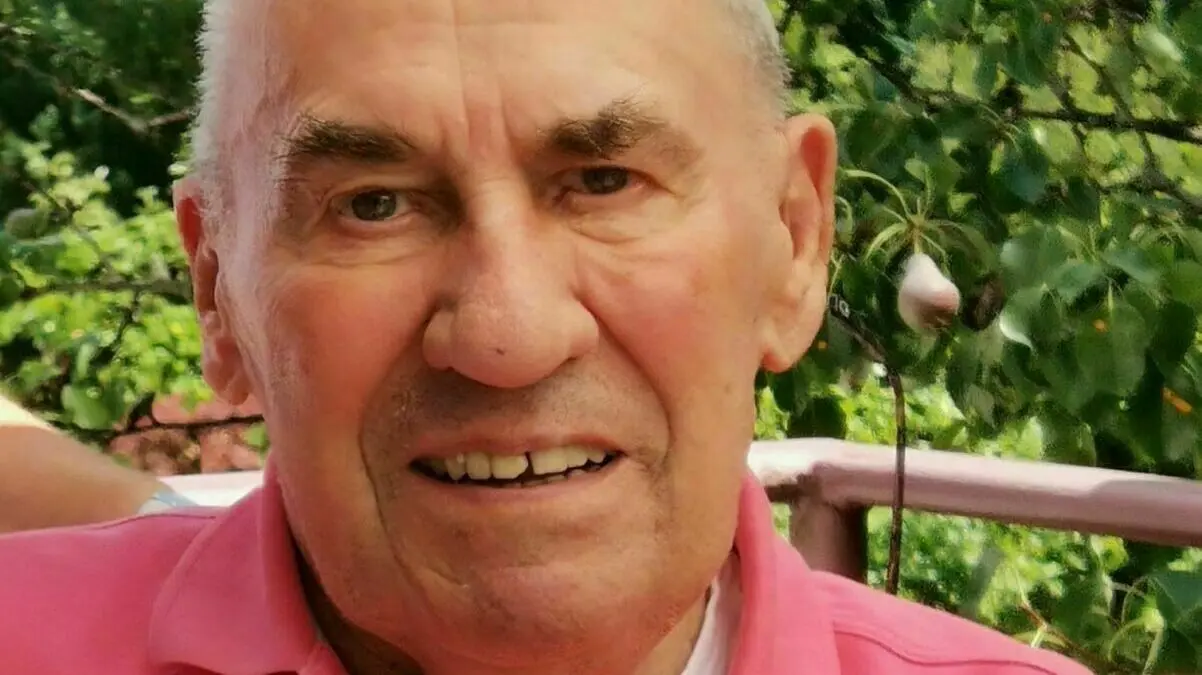 Dieses private Bild zeigt Dieter Brandstetter bei sommerlichen Temperaturen im laufenden Kalenderjahr. Der ehemalige Präsident des SSV Reutlingen wurde 84 Jahre alt.⇥