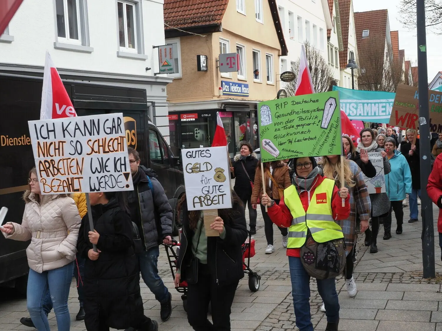 Warnstreik an der Ehinger Klinik: Bei den Beschäftigten war viel Frust zu spüren.