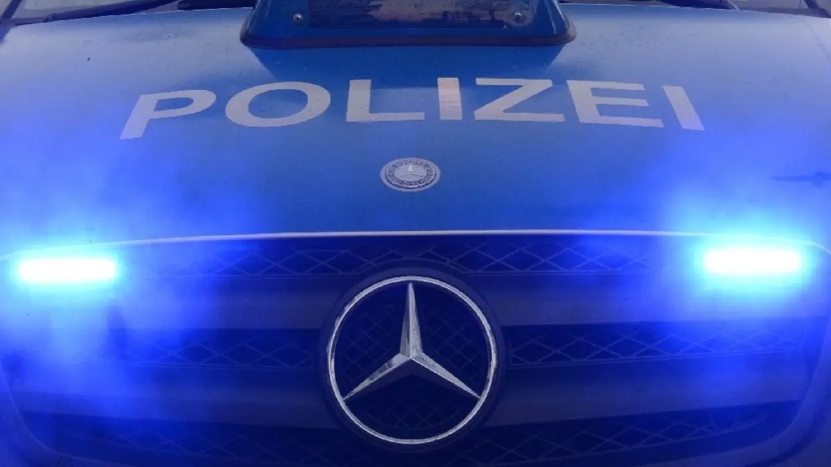 Es haben sich schon Zeugen bei der Polizei gemeldet, die vielleicht Licht ins Dunkel bringen können.