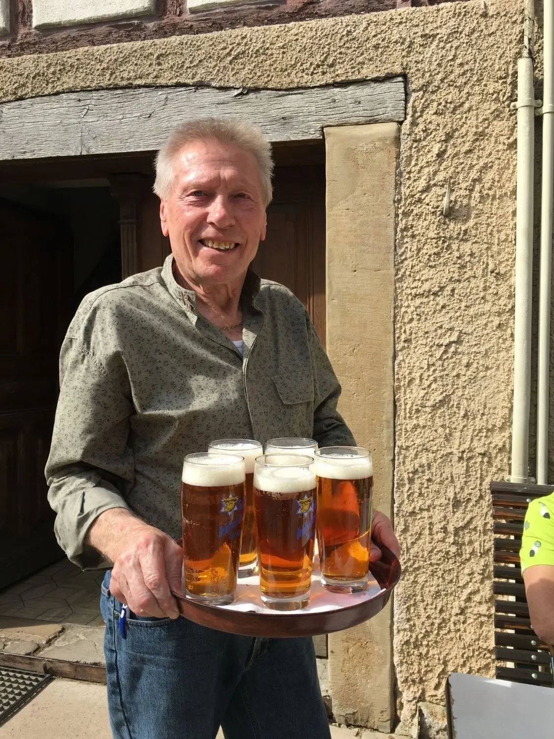 Den Gerstensaft aus Spielbach gibt es auch in Flaschen abgefüllt – aber nur, wenn gleichzeitig Leergut abgeliefert wird.