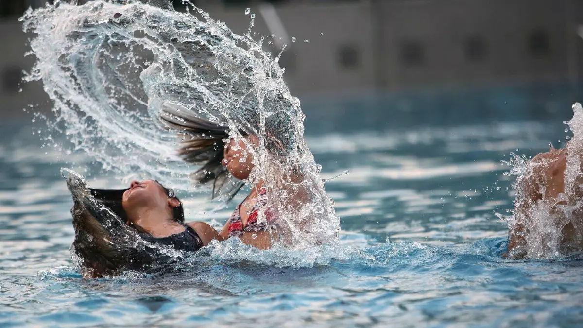 Die Freibadsaison beginnt. (Symbolbild)
Sommer Freibad