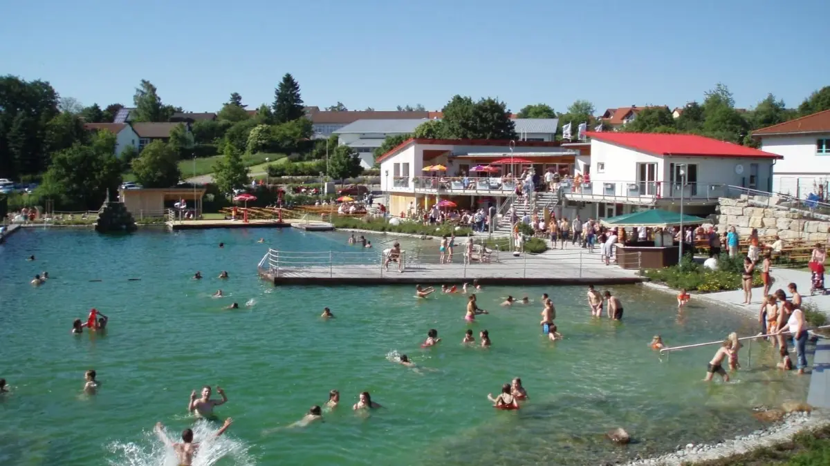 Das Naturerlebnisbad Wallhausen ist ein Schmuckstück, kämpft aber mit einem geringen Kostendeckungsgrad.⇥
Naturerlebnisbad Wallhausen, Freibad