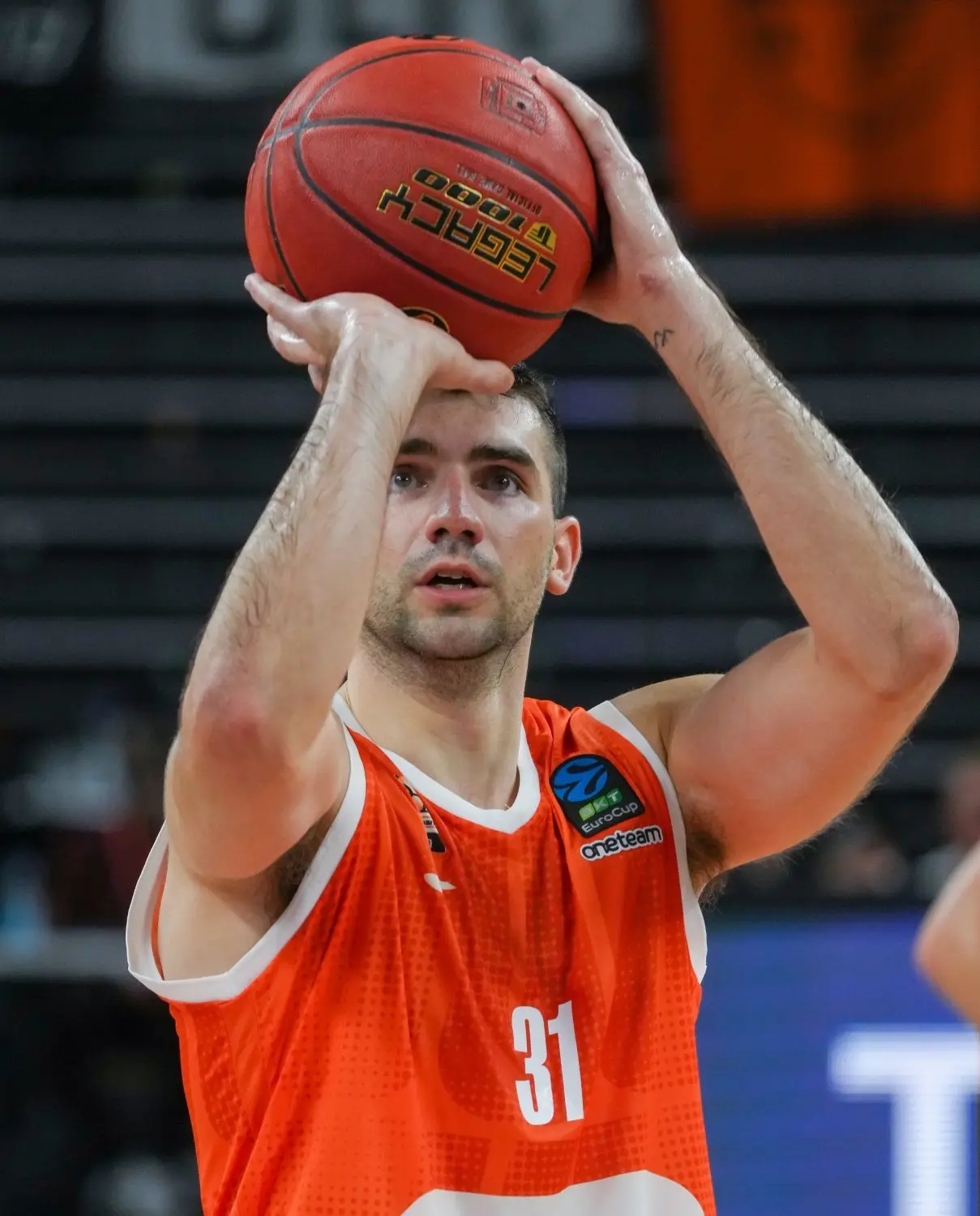 Dakota Mathias nimmt Maß.