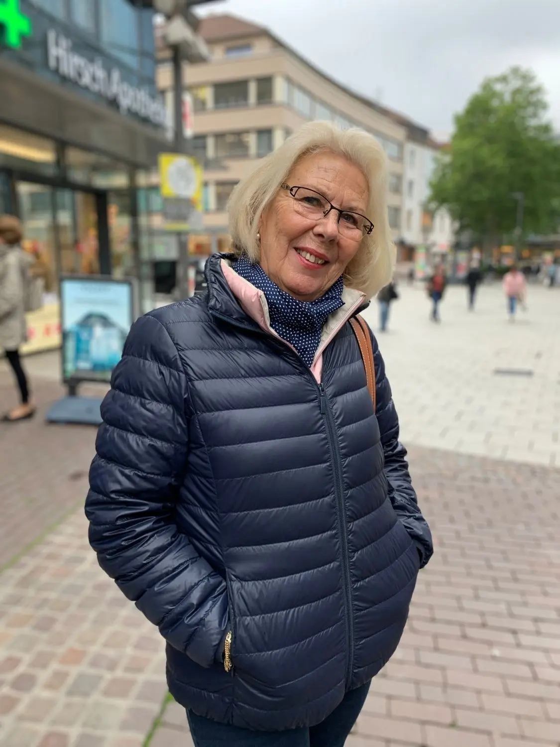 Karin Fischer (78) aus Neu-Ulm fährt mit dem Wohnmobil nach Berlin.