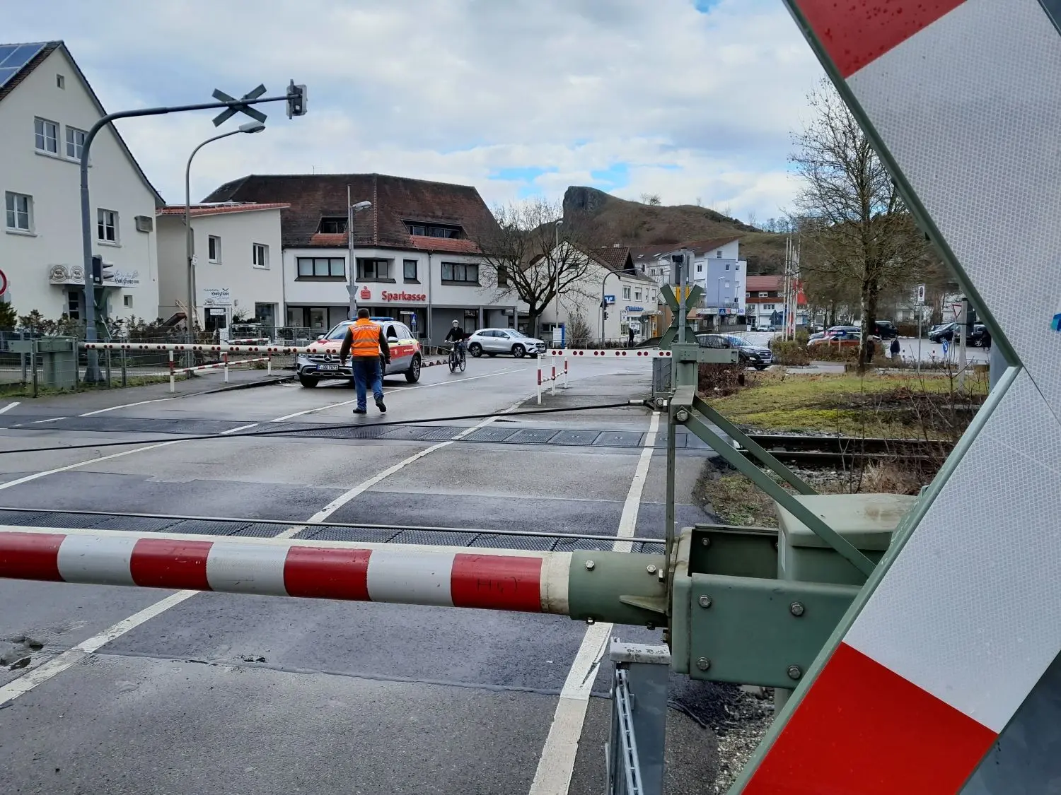 Nach dem Personenunfall am Bahnhof Blaustein war auch ein Notfallmanager der Bahn im Einsatz.